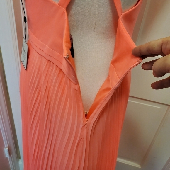 NWT Laundry by Shelli Segal Pleated Dress 10 - Picture 8 of 14